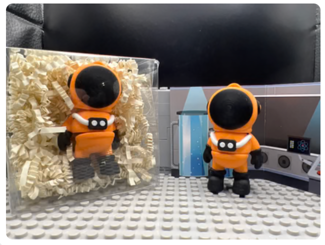 Astronaut Fidget Friend - Includes Play Scene