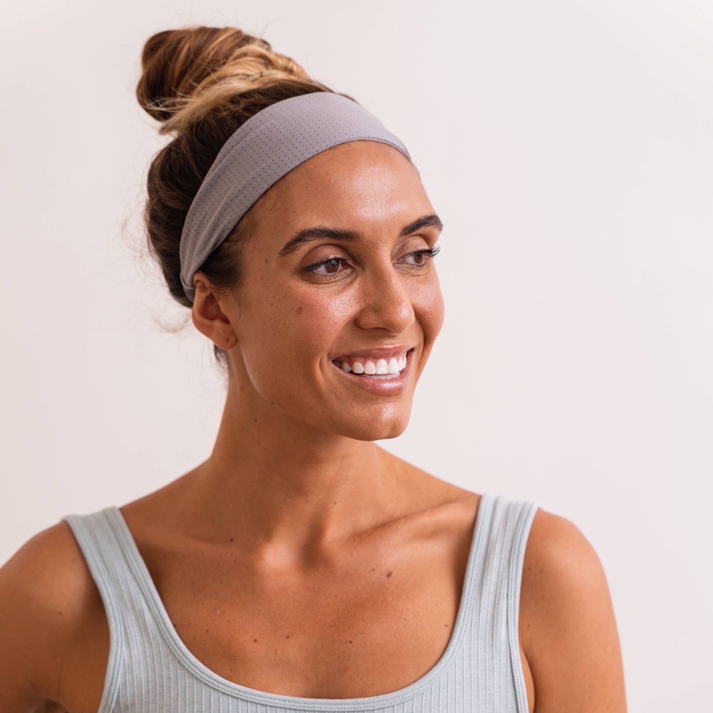 Adjustable No Slip Mesh Sport Headbands - Athletic Hair Band