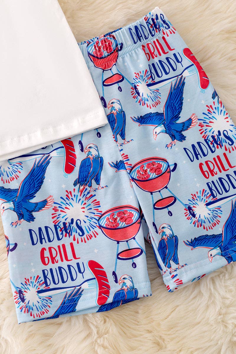 "Daddy's Grill Buddy" White T-shirt & blue multi printed shorts. OFB50043 JEAN