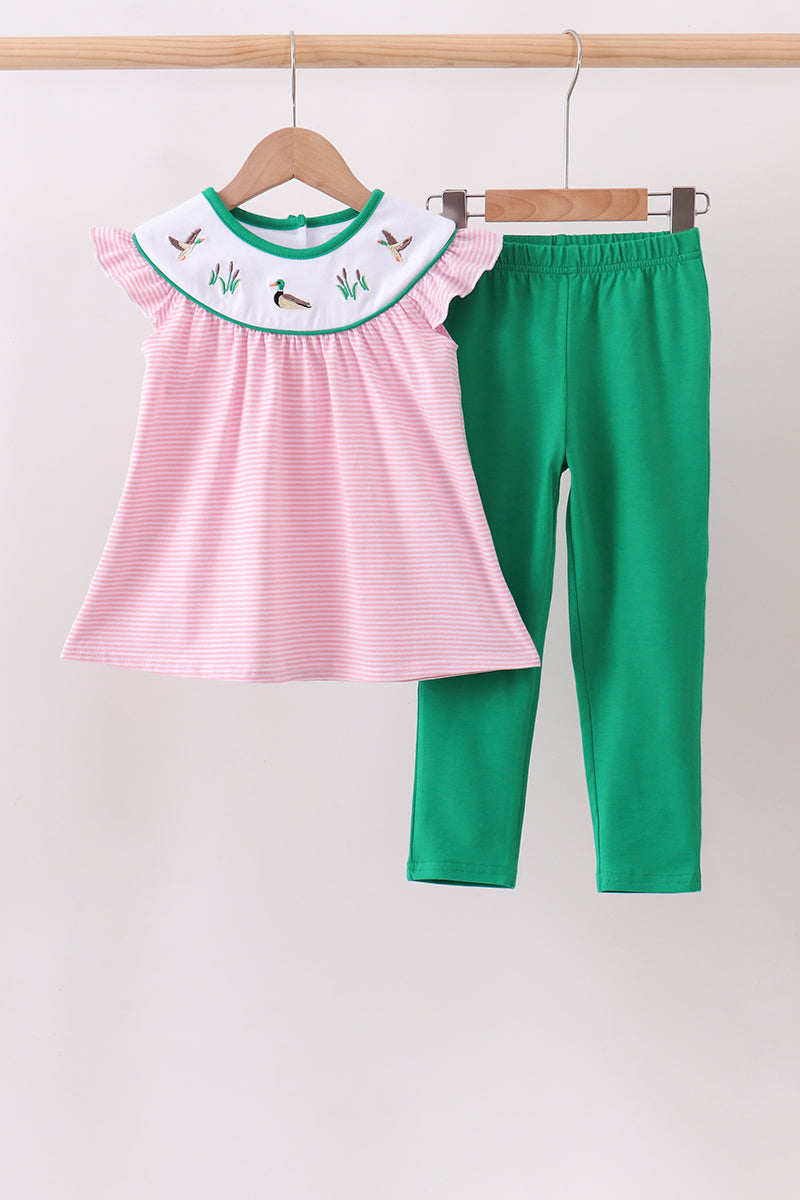 Pink stripe duck embroidery ruffle pants set