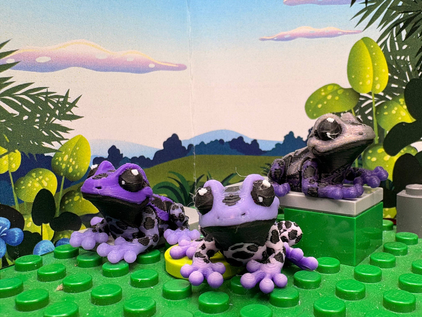Tree Frog - Fidget Friend - Includes Play Scene