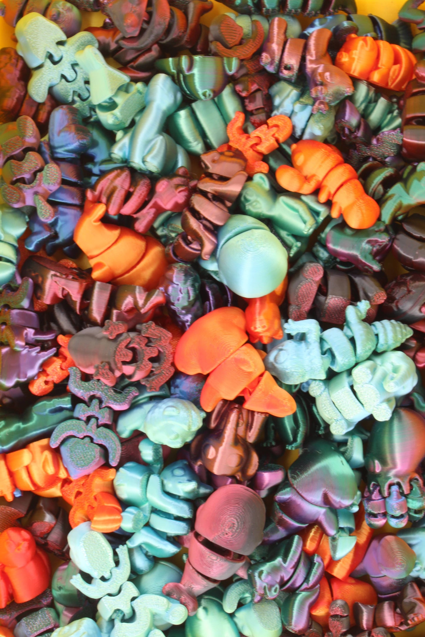 100 Pieces Mini 3D Printed Animals Mixed Colors