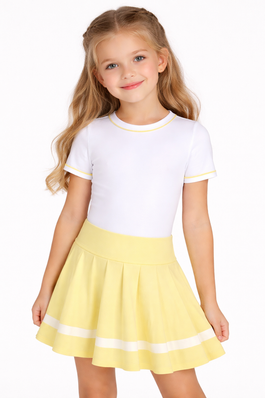 Little Girls Short sleeve and Pleated Skirt with Inner Short