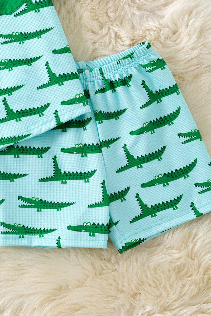 Cute crocodile printed on blue button up shirt and matching shorts. OFB60043 AMY