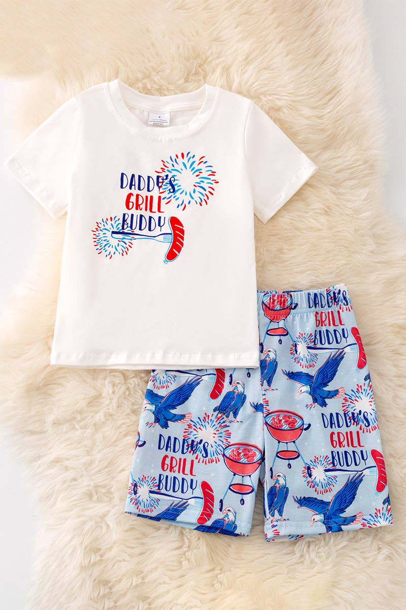 "Daddy's Grill Buddy" White T-shirt & blue multi printed shorts. OFB50043 JEAN