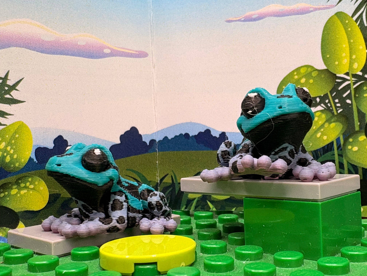 Tree Frog - Fidget Friend - Includes Play Scene